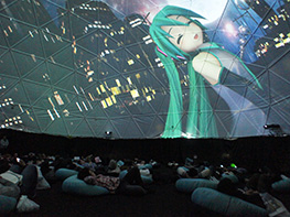 TransCityドーム上映